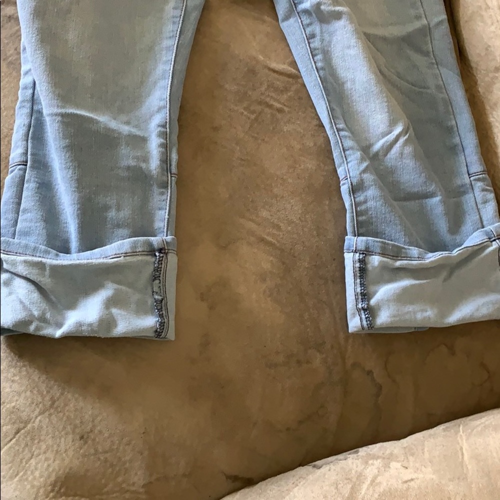 Jean capris - Picture 2 of 3